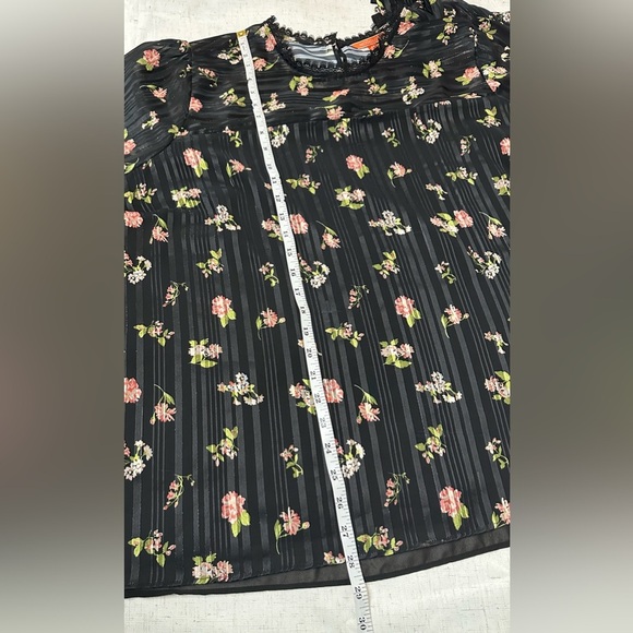 ModCloth Black Accentuated Ease Floral Metallic High Neck Long Sleeve Blouse, 4X - Picture 6 of 11